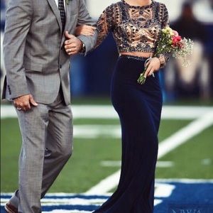 Sherri Hill Size 4 Long Sleeve Navy 2 Piece